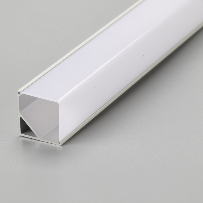 Perfil de canal em alumínio com faixa de LED em prata de 90 graus