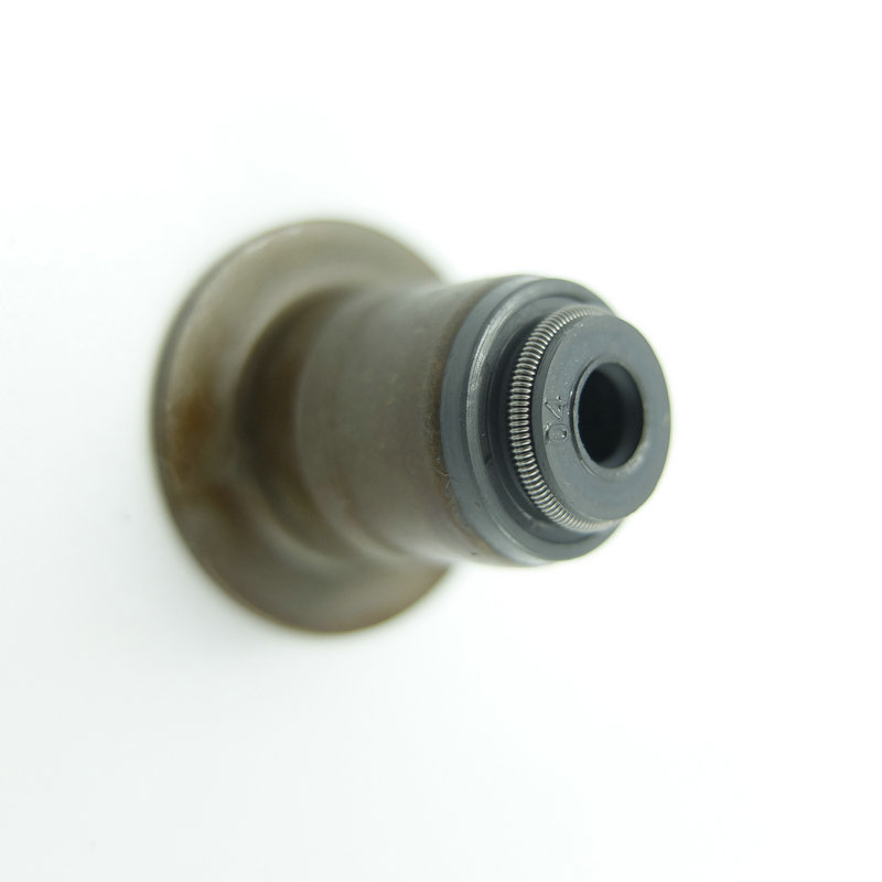 Vedação de borracha do selo do óleo da haste de válvula do viton do caso do metal para os motores de Xichai 81D