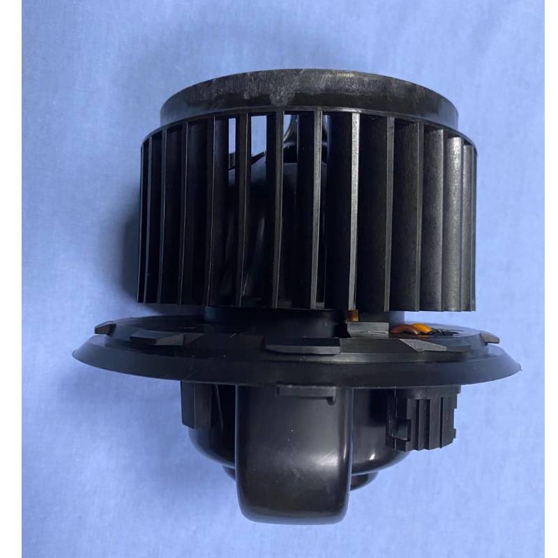 OEM NO. 7H0819021A Motor do ventilador do sistema de ar condicionado automotivo para VW / AUDI