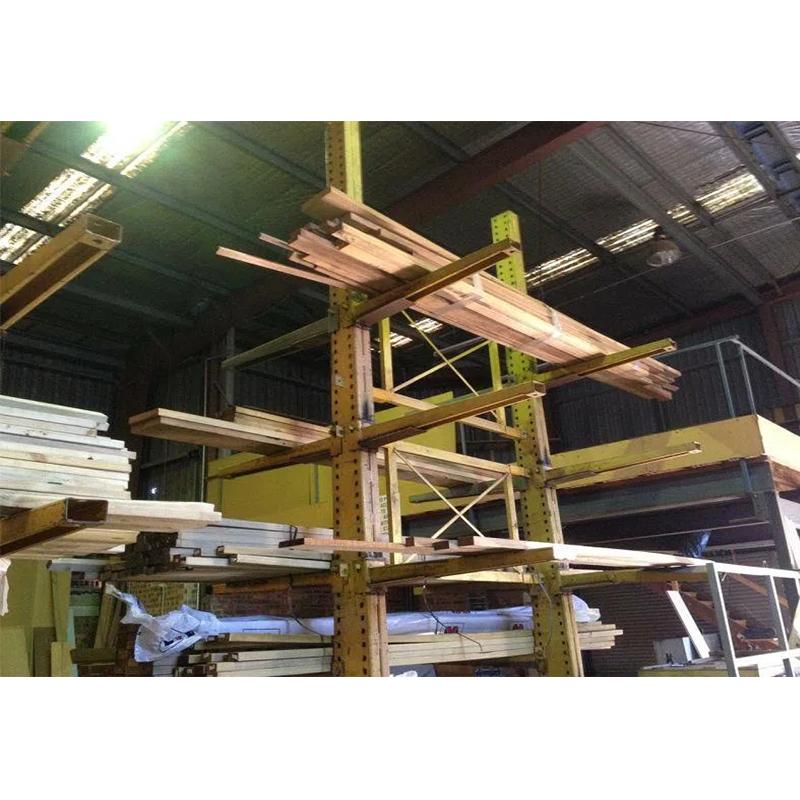 Cantilever rack para madeira serrada
