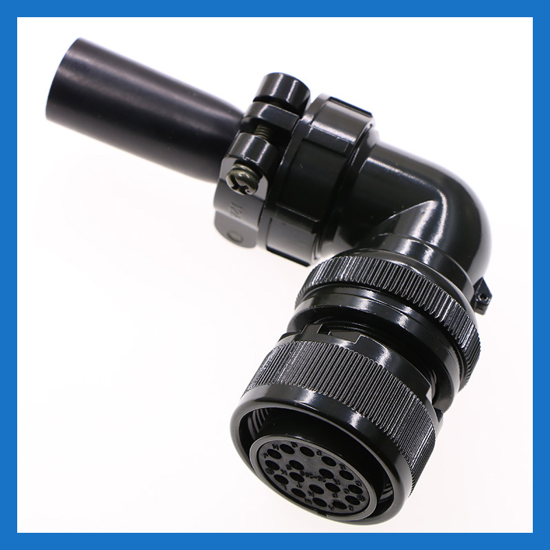 Quais são as vantagens dos conectores à prova d\'água e conectores comuns