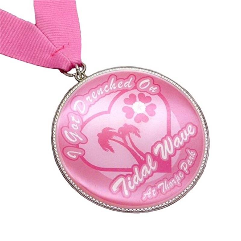 Medalhas de corrida de impressão rosa para mulheres medalha de maratona esportiva de metal personalizada com fita