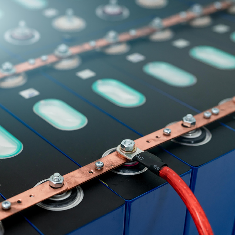 A relação entre a vida útil do ciclo e a profundidade de descarga da bateria de fosfato de ferro de lítio