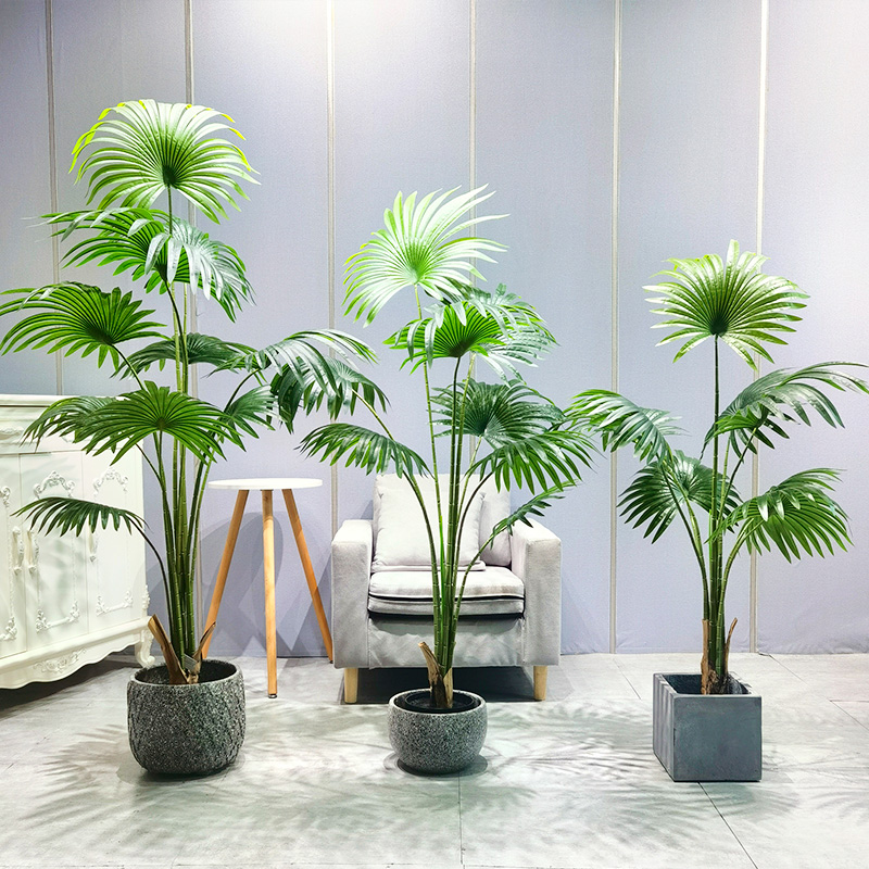 Plantas de árvores artificiais de baixo preço plantas altamente adaptáveis ​​e efetivas vívidas de palmeira para fornecedor de jardim decoração de casamento externo interno