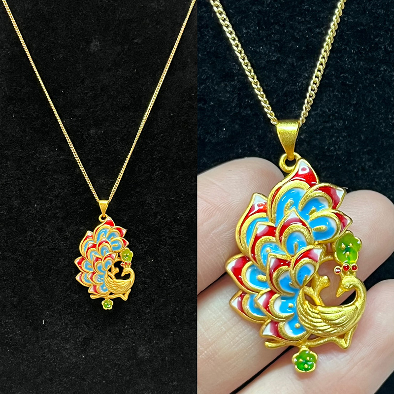 Colar de pingente de pavão cloisonné de luxo com revestimento de ouro e arte de esmalte artesanal