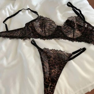 Lingerie sexy para apelo íntimo. Ultra - Bra fino conjunto com estampa de leopardo, bordado e renda. Sutiãs para seios grandes que minimizam a aparência e impedem a flagrante WLV345PRICE:$119.99