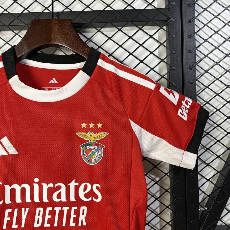 25/26 crianças Benfica Tamanho da casa: 16-28